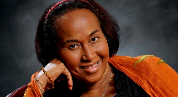 Murielle Leconte : Pionnière de la Peinture sur Textile Haïtien