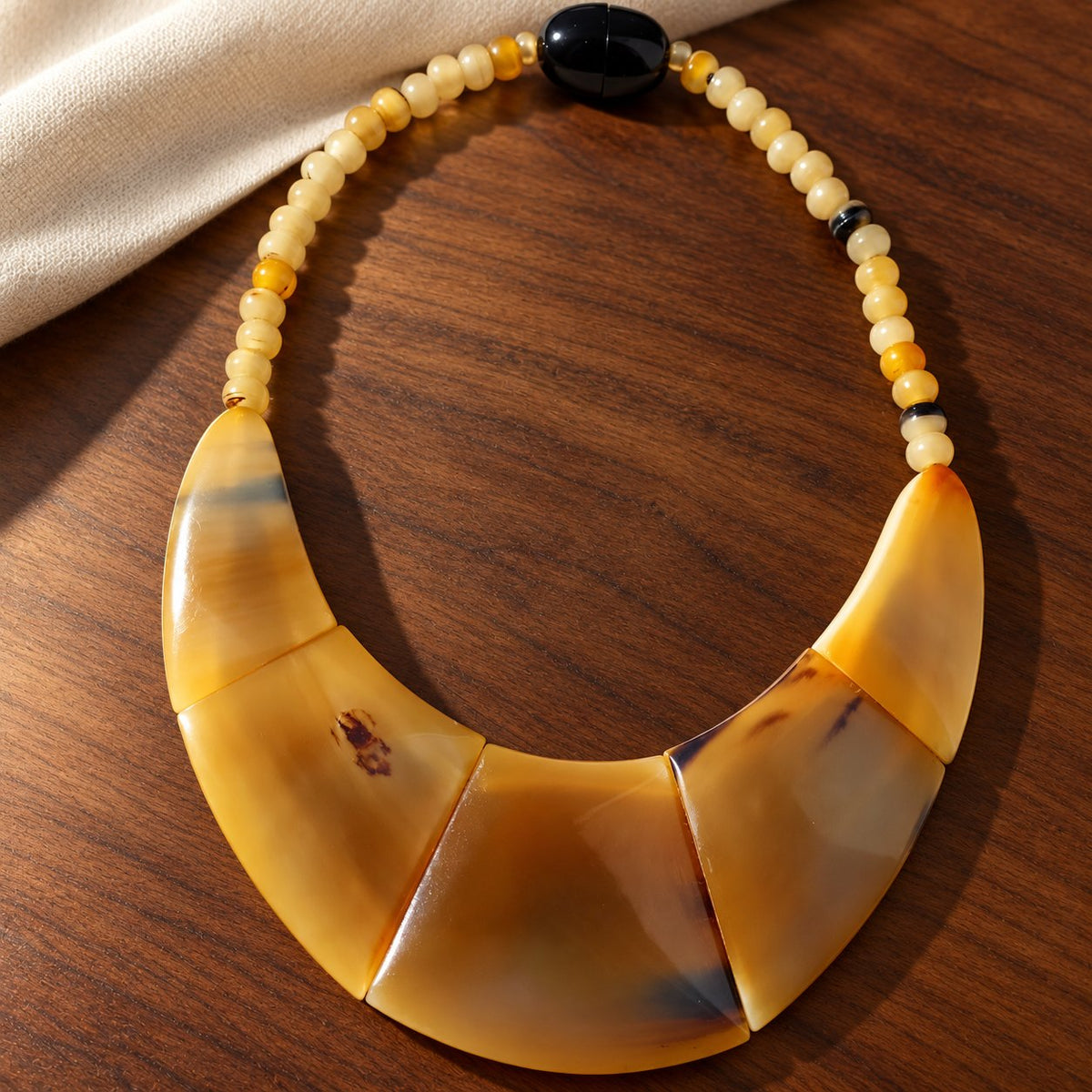 Collier Anakoana — corne naturelle — vue 7